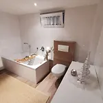 Waldblick - Mit Kamin, Wintergarten Und Terrasse *